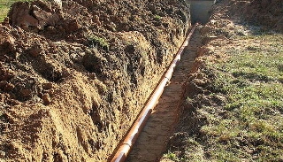 Копка траншей для водопровода в Партизанске: цена за метр от 914 руб.